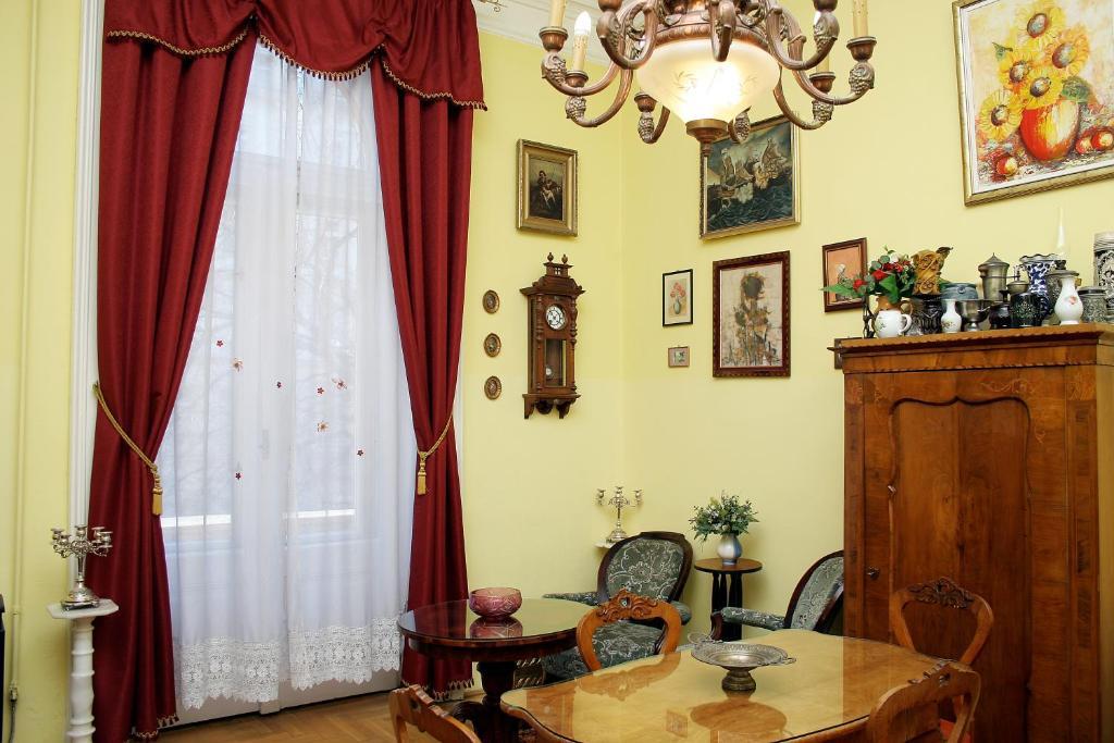 Budapest Tourist Apartments - Jozsef Koerut Cameră foto