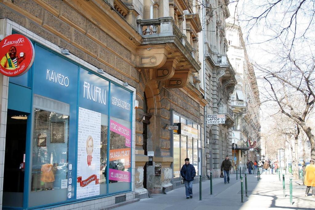 Budapest Tourist Apartments - Jozsef Koerut Cameră foto